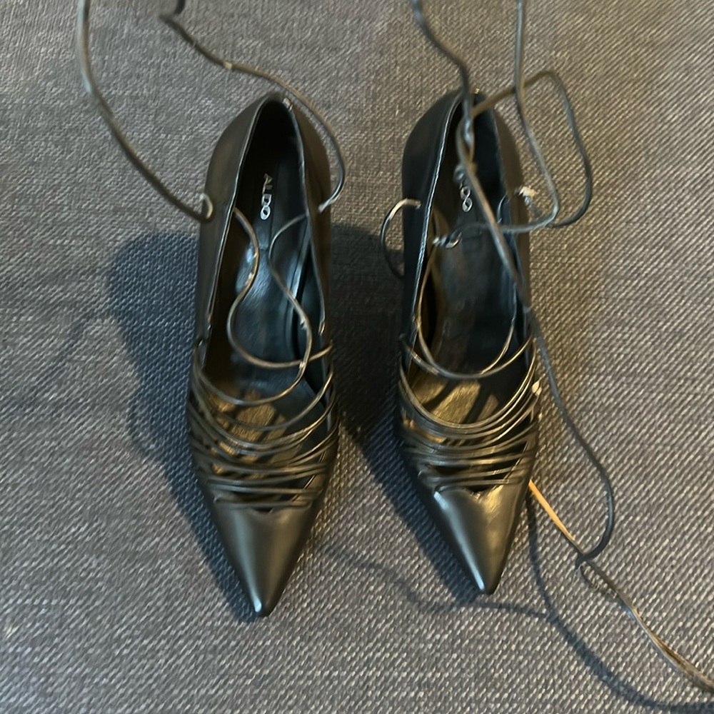 Aldo back leather heels